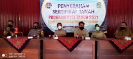 PENYERAHAN SERTIFIKAT PTSL